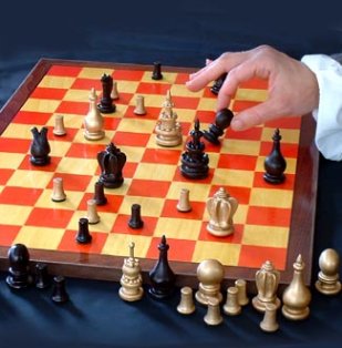 Lucas van Leyden - The Chess Players - Courier Chess - Analysis